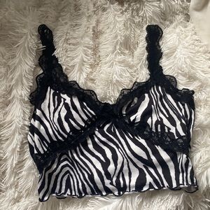 Cropped SHEIN Lace Zebra Tank Top